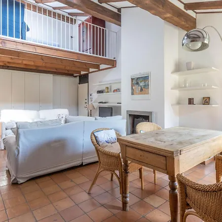 Castiglione Escape *